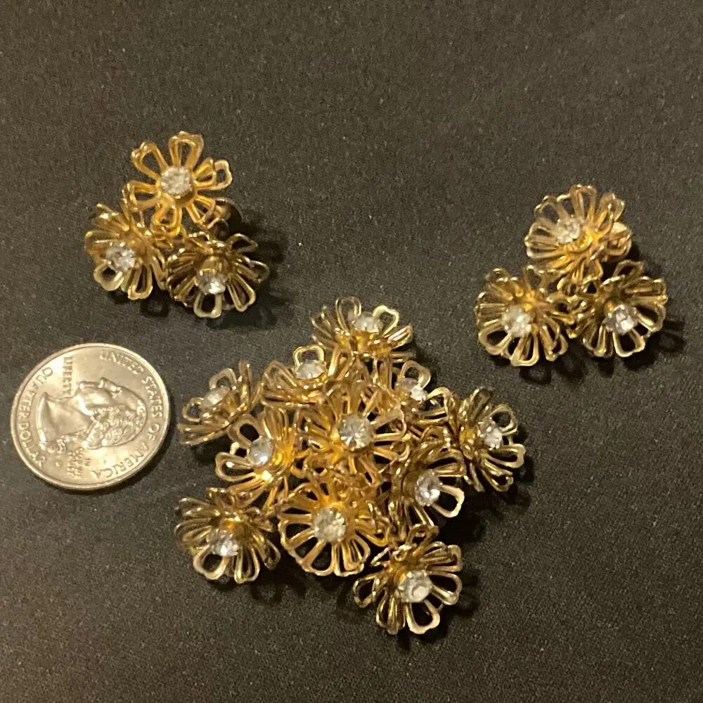 Vintage Coro Flower Rhinestone Brooch & Screw Back Earrings